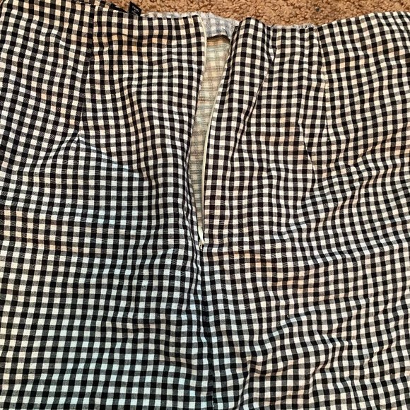 Cute Checkered Wrap-Skirt - Picture 3 of 5